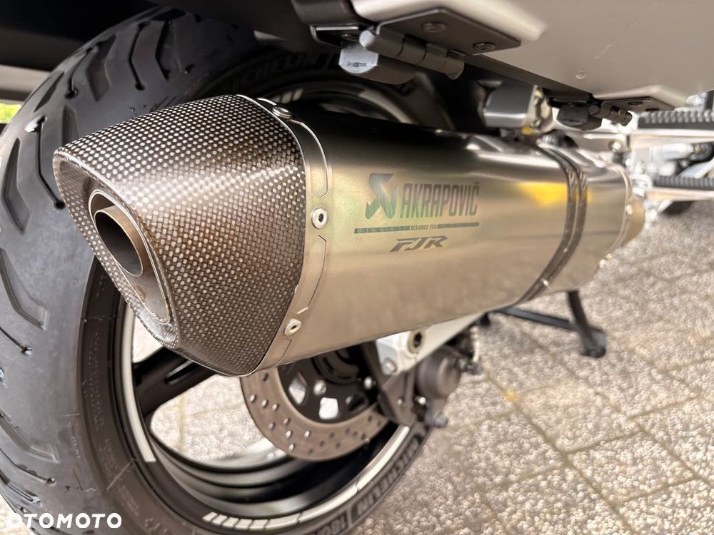 Yamaha FJR - 26