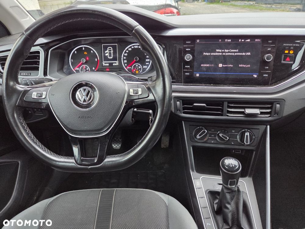 Volkswagen Polo 1.6 TDI SCR Highline - 10
