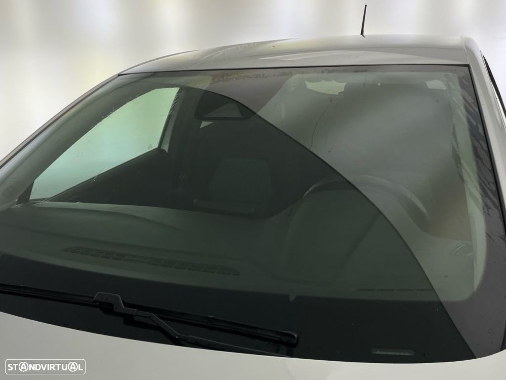Renault Clio 1.0 TCe Evolution Bi-Fuel — fotografia 20