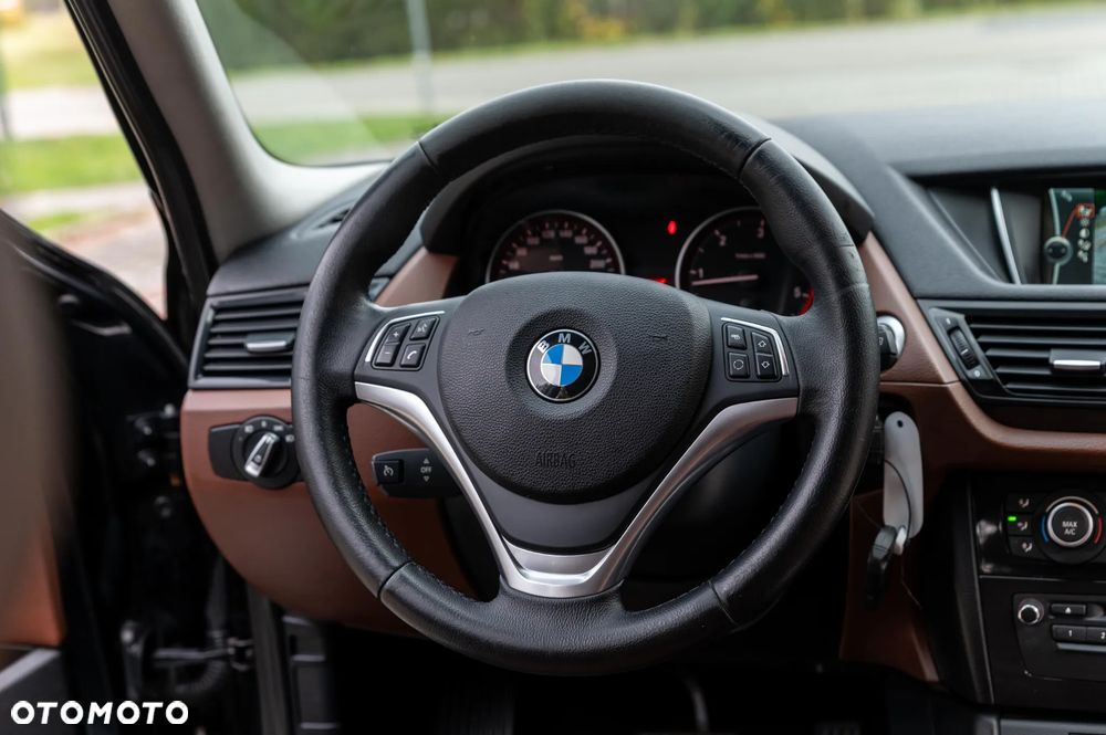 BMW X1 xDrive20d xLine - 22