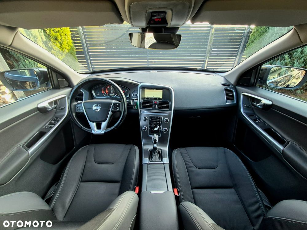 Volvo XC 60 D4 Geartronic Momentum - 10