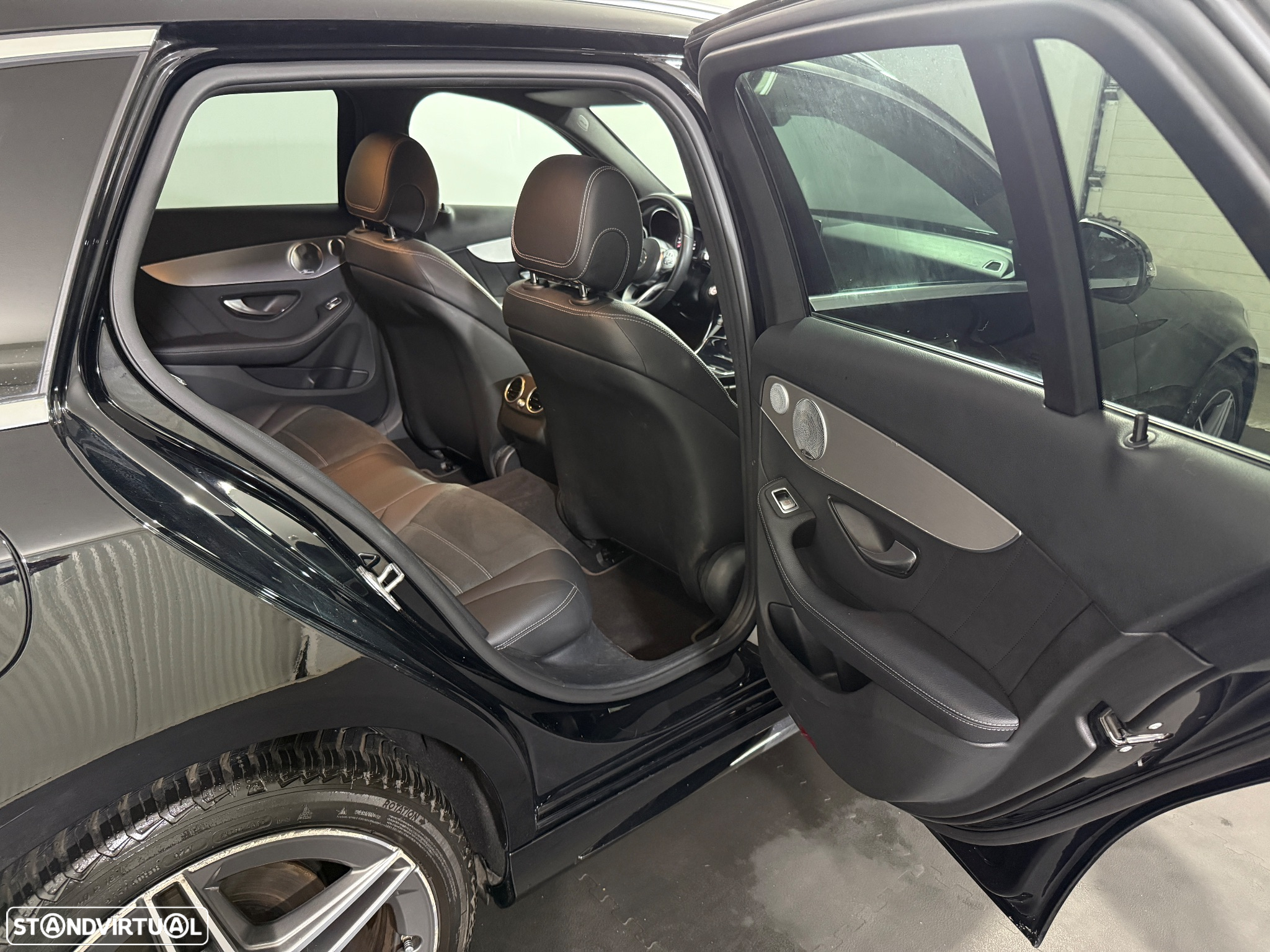 Mercedes-Benz C 300 de AMG Line - 20