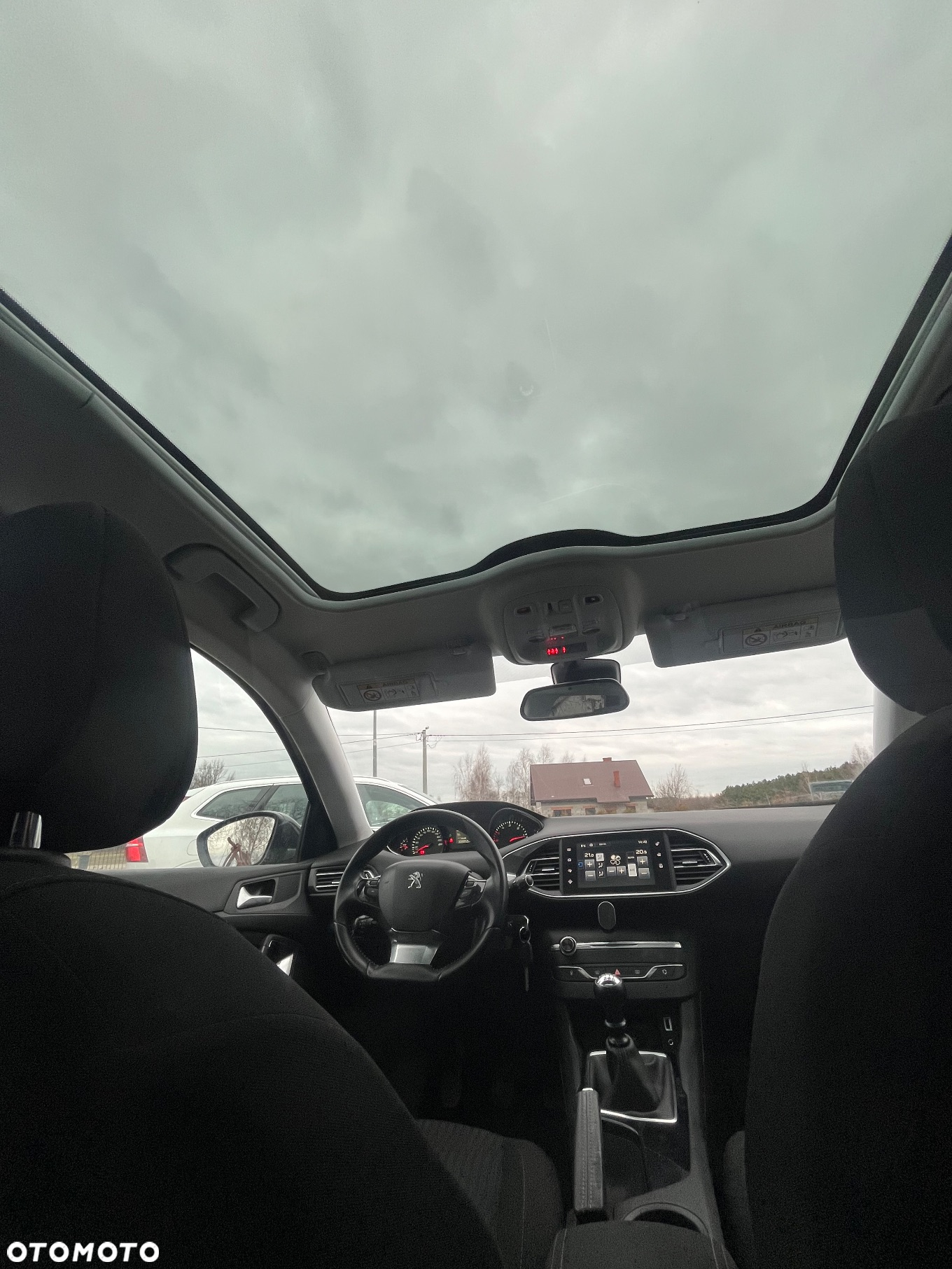 Peugeot 308 - 17