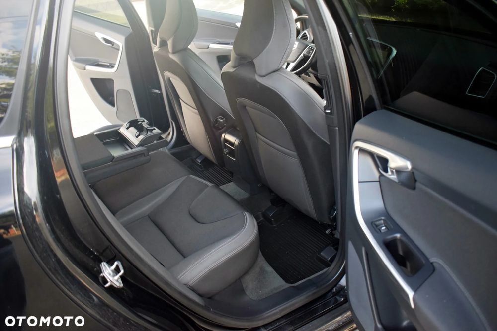 Volvo XC 60 D4 Drive-E Kinetic - 17