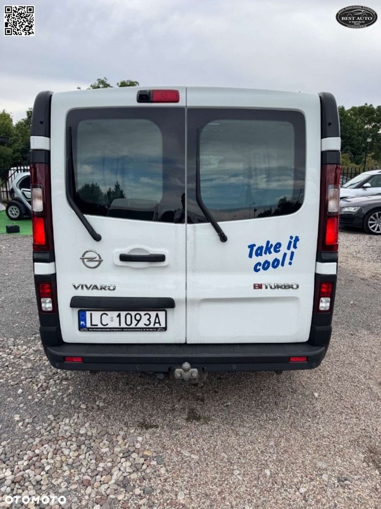 Opel Vivaro - 10