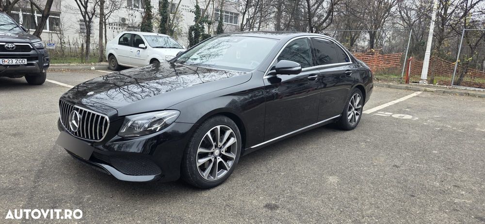 Mercedes-Benz E 220 d 9G-TRONIC AMG Line - 1