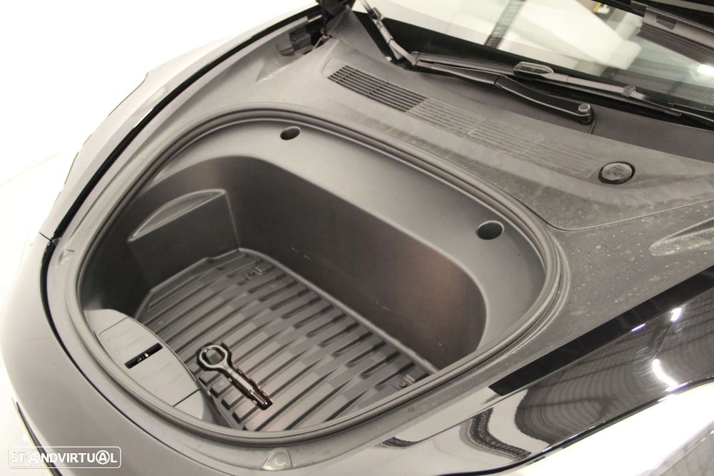 Tesla Model 3 Performance Dual Motor AWD - 23
