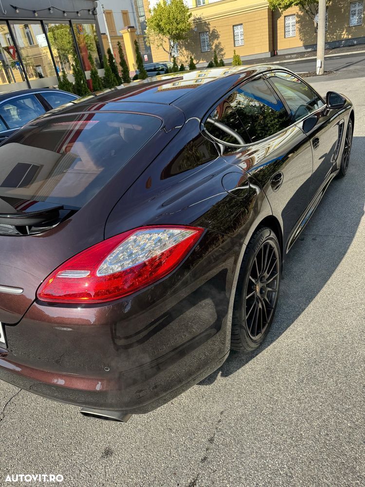 Porsche Panamera - 10