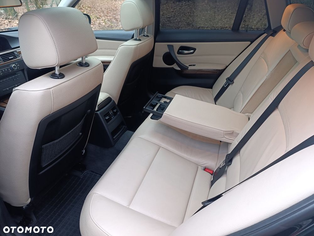 BMW Seria 3 - 28