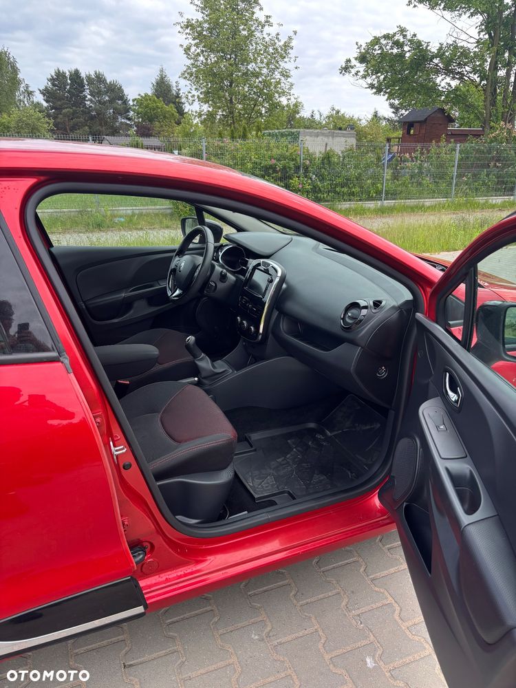 Renault Clio 1.2 16V Life - 23