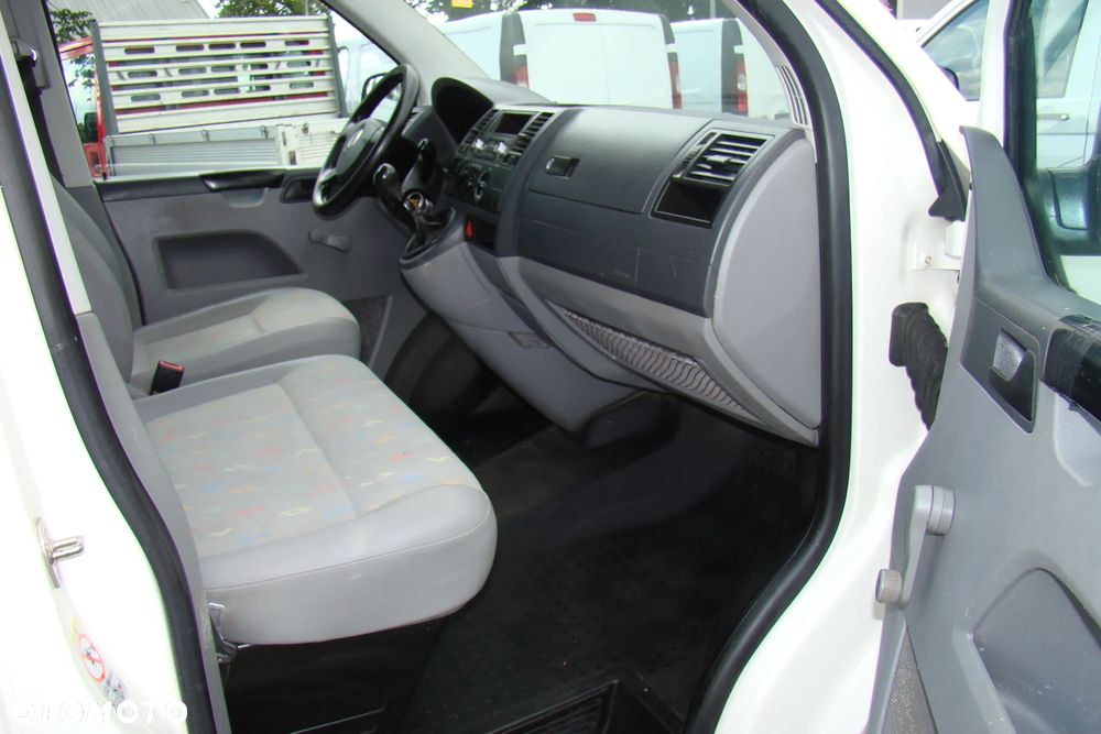 Volkswagen Transporter - 12
