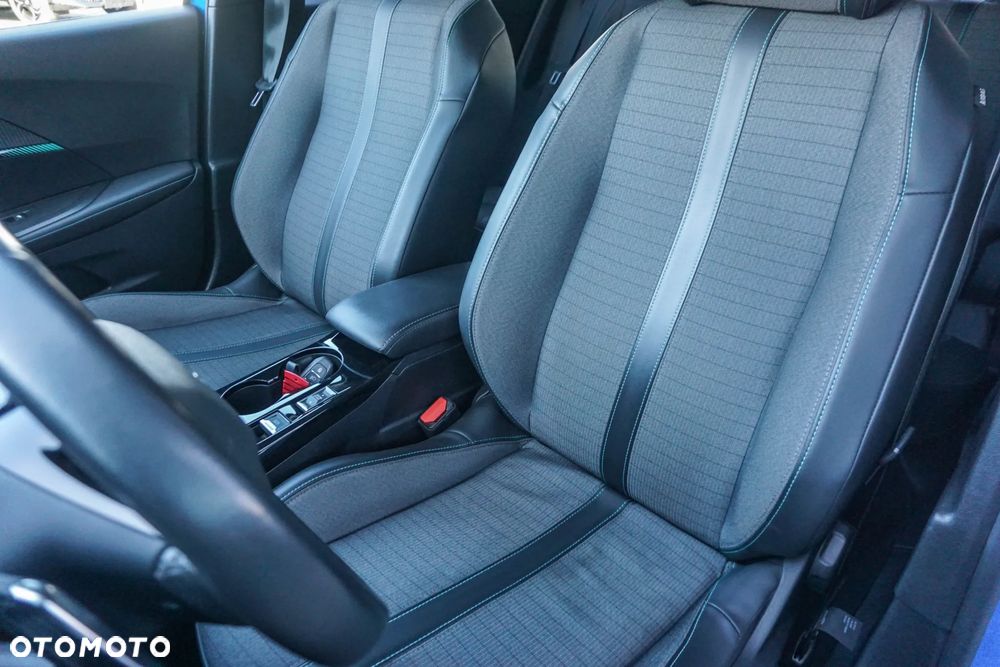 Peugeot 2008 1.2 PureTech Allure Pack S&S EAT8 - 27