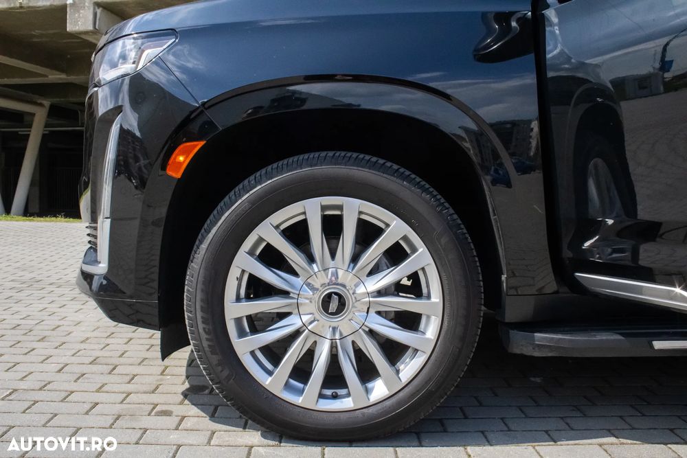 Cadillac Escalade - 30