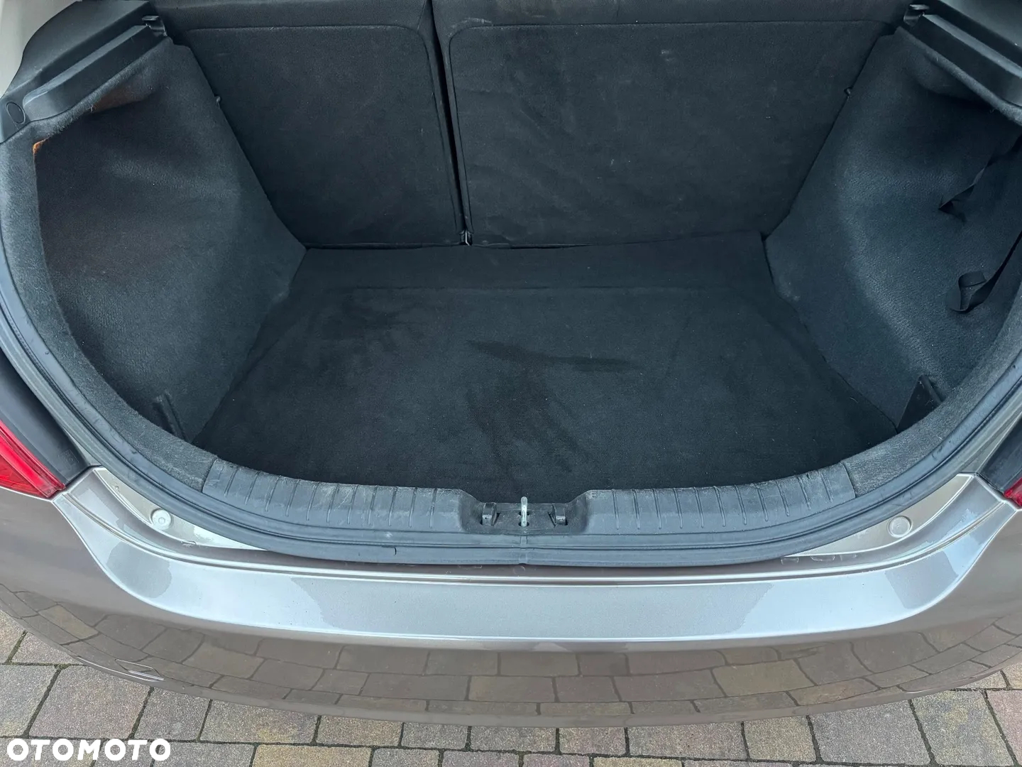 Kia Ceed - 16
