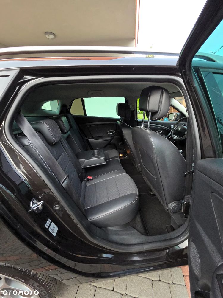 Renault Megane TCe 180 GT - 25
