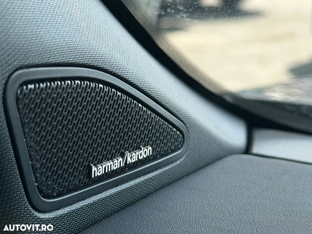 Volkswagen Amarok - 22