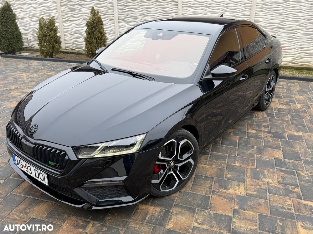Skoda Octavia 2.0 TDI DSG RS Plus - 8