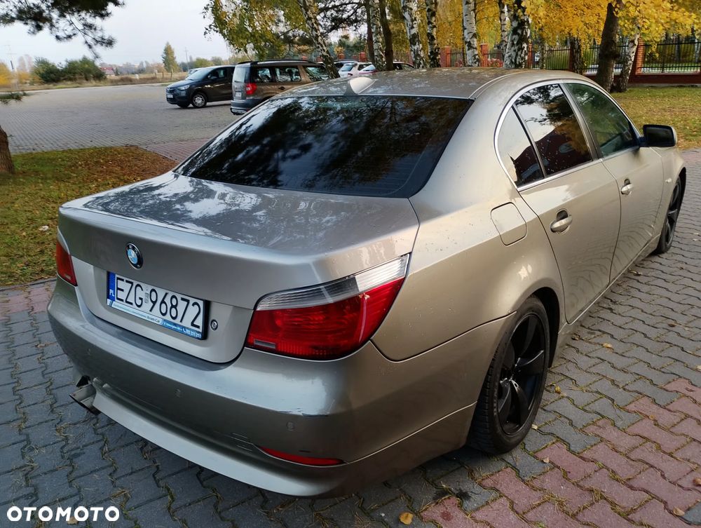 BMW 5 Series 2003 photo 5