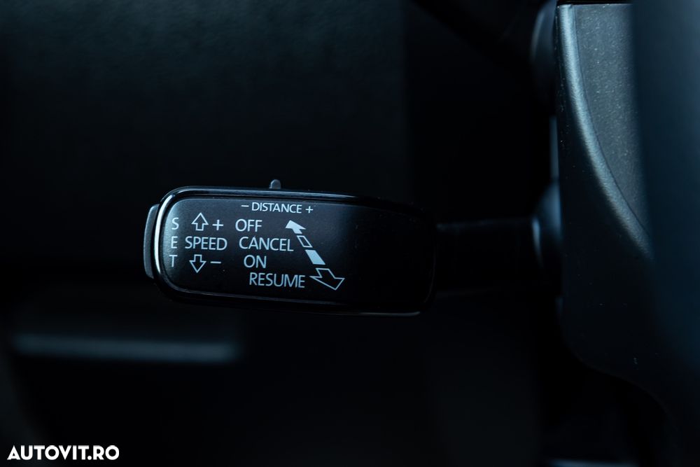 Skoda Octavia Combi 2.0 TDI (Green tec) 4x4 DSG Scout - 24