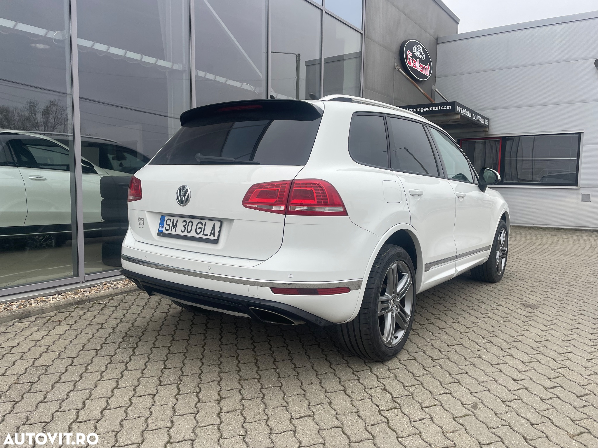 Volkswagen Touareg V6 TDI BMT Supreme Plus - 14