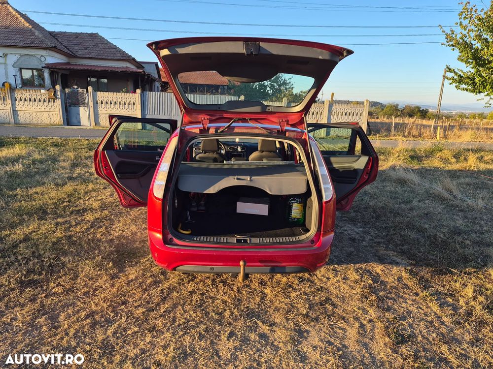 Ford Focus - 18