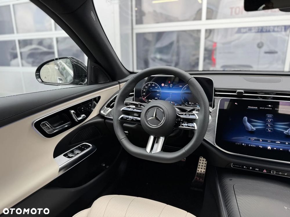 Mercedes-Benz Klasa E 300 PHEV 4-Matic AMG 9G-Tronic - 13