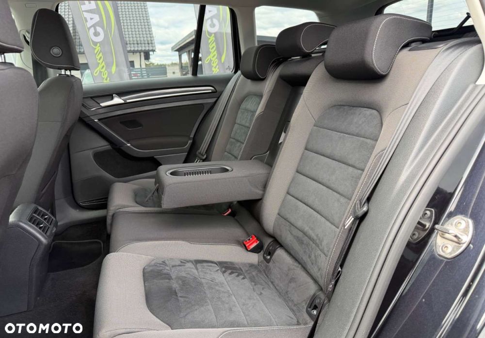 Volkswagen Golf - 13