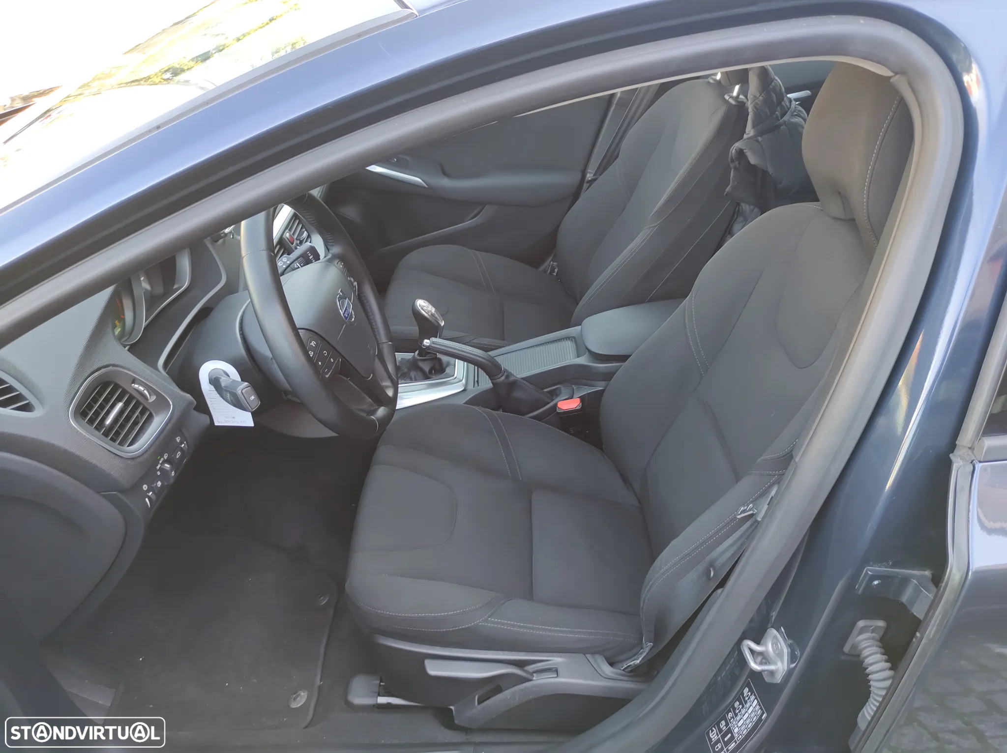 Volvo V40 1.6 D2 Eco Kinetic - 13