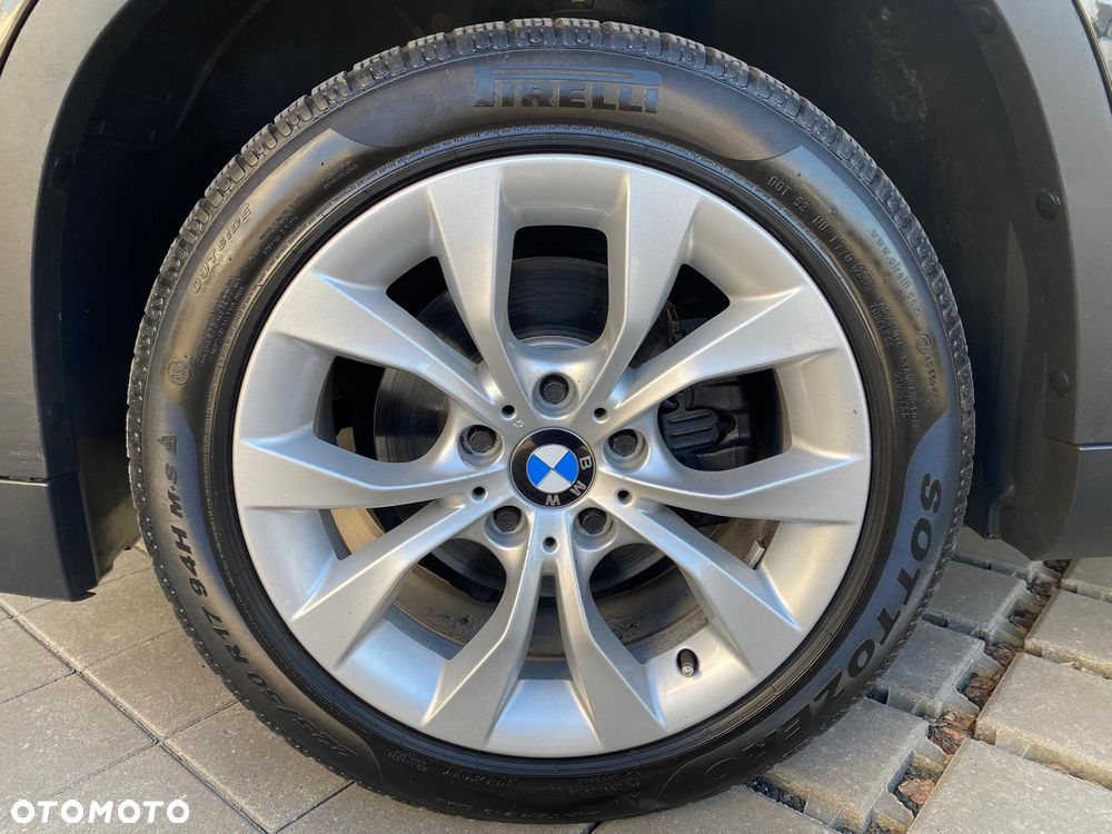 BMW X1 sDrive18d Sport Line - 34