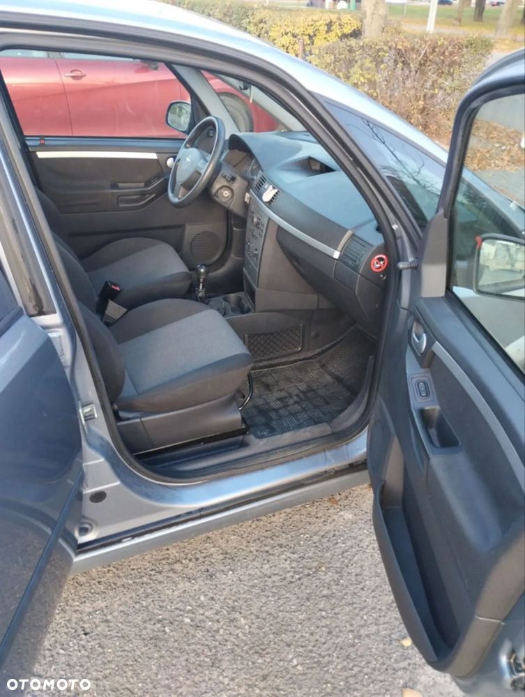 Opel Meriva 1.7 CDTI (Essentia) - 9