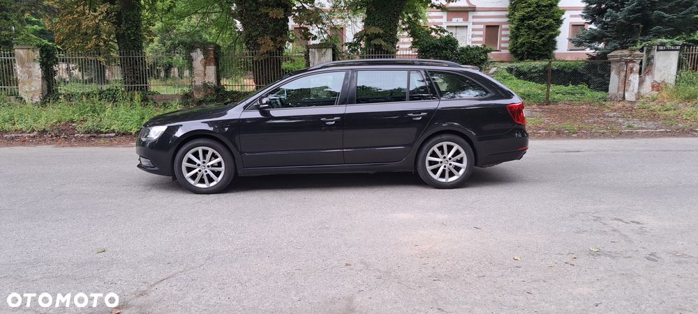 Skoda Superb 1.6 TDI Active Greenline - 3