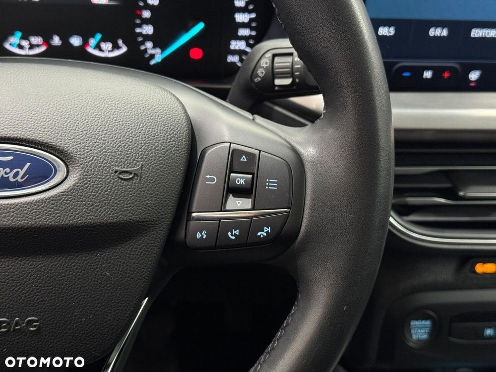 Ford Focus 1.0 EcoBoost Titanium - 22