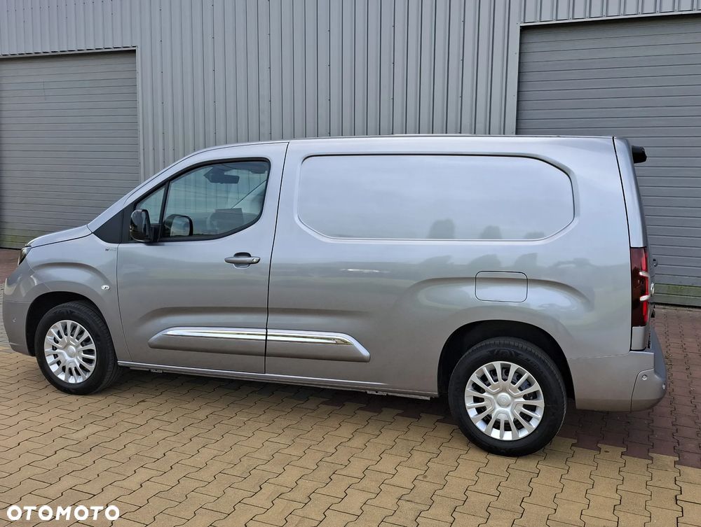 Toyota Proace City - 10
