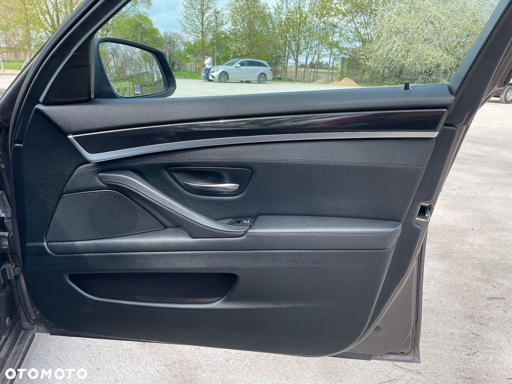 BMW Seria 5 - 23