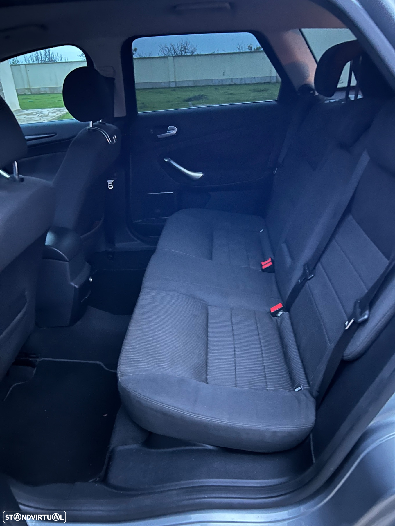 Ford Mondeo 2.0 TDCi Titanium - 18