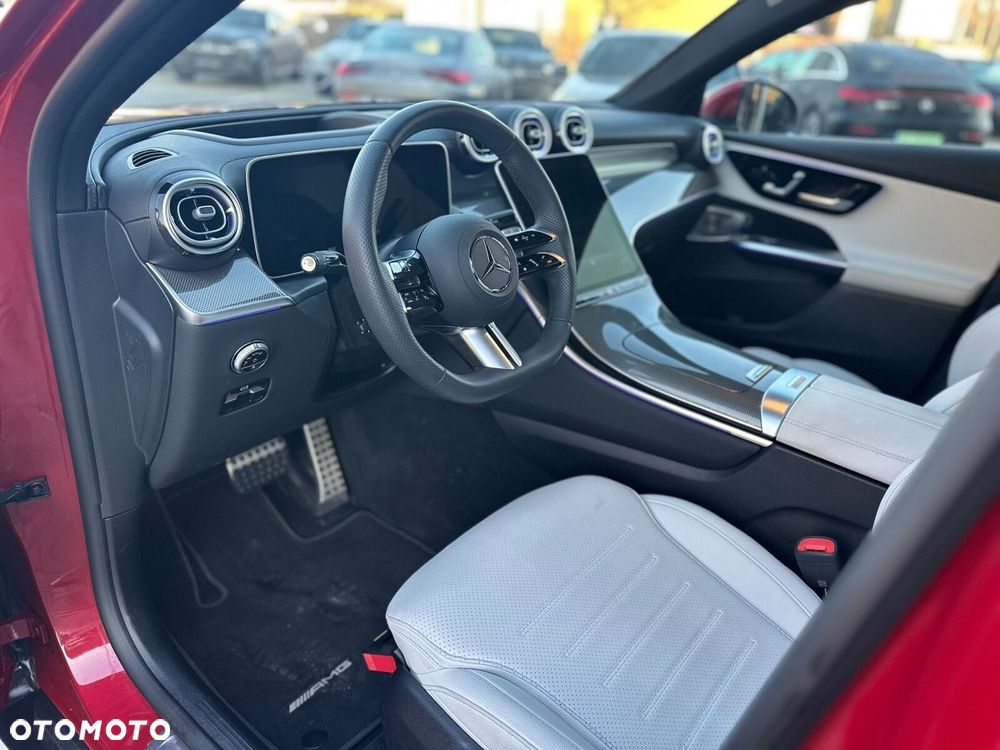 Mercedes-Benz GLC - 12