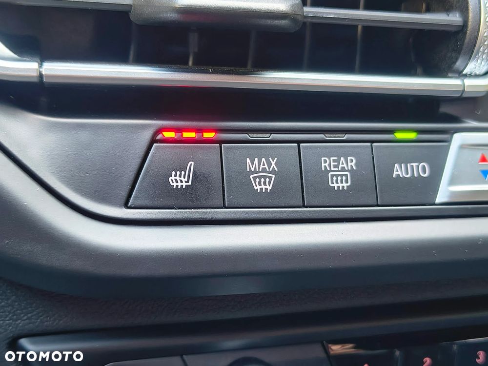 BMW Seria 2 218i M Sport - 26