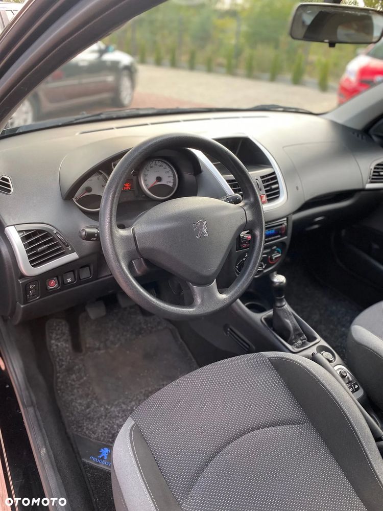Peugeot 206 plus - 7