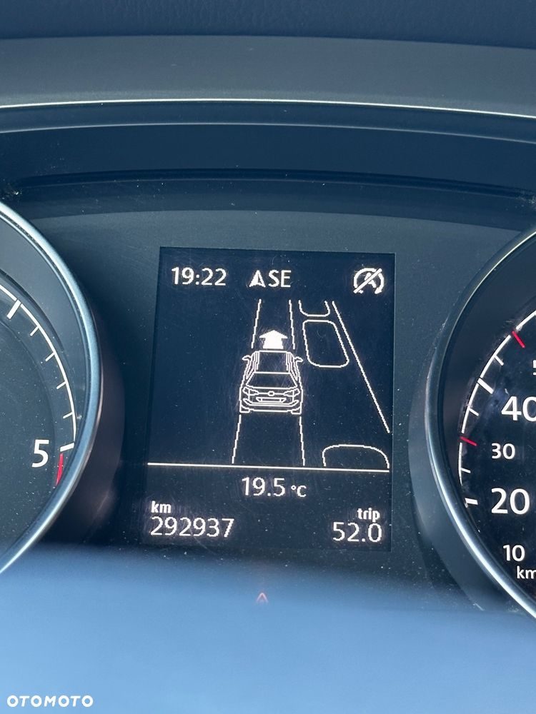 Volkswagen Golf 1.6 TDI BlueMot Comfortline DSG - 21