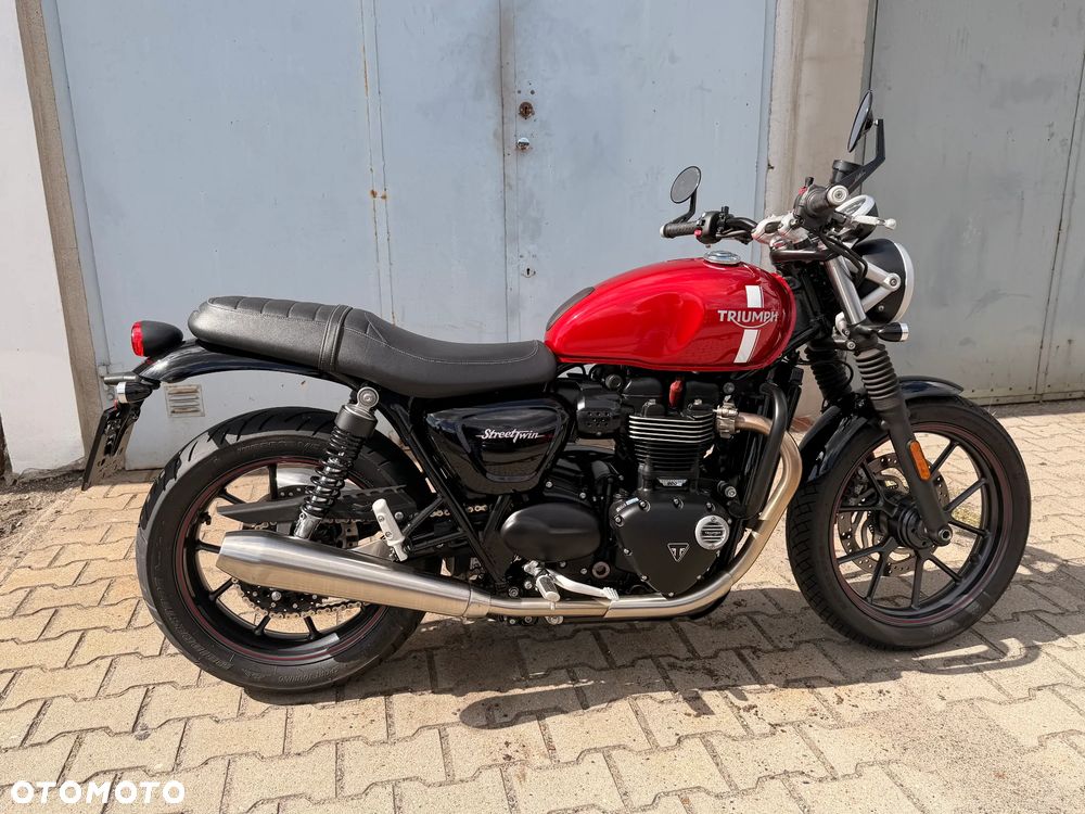 Triumph Street Twin - 2