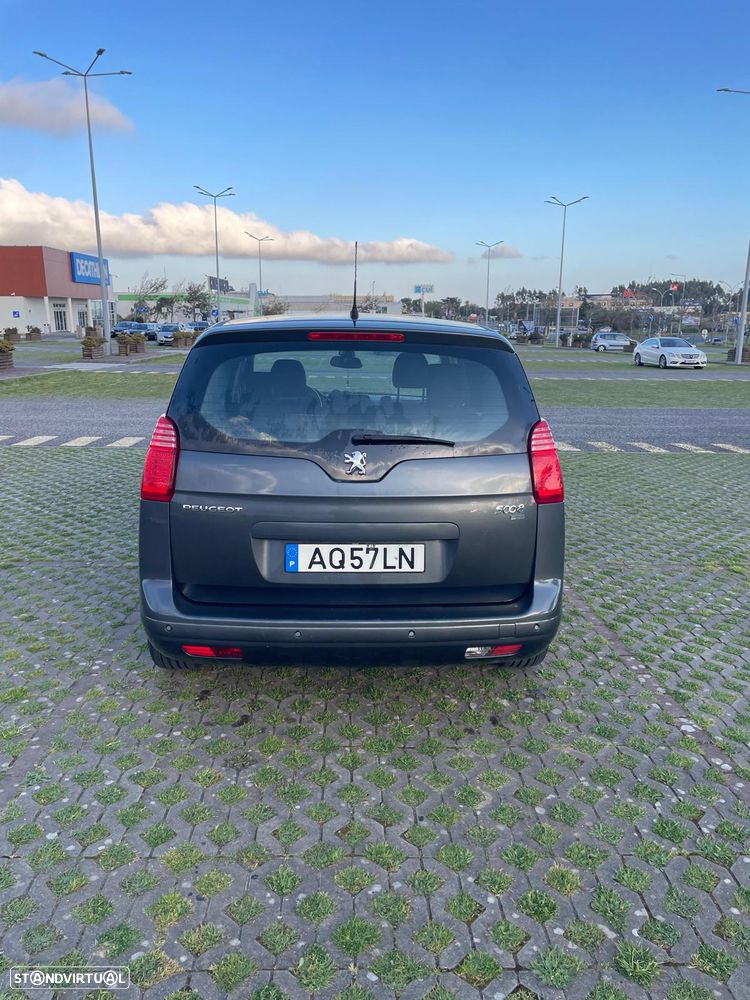 Peugeot 5008 e-HDI FAP 110 EGS6 Stop&Start Active - 4