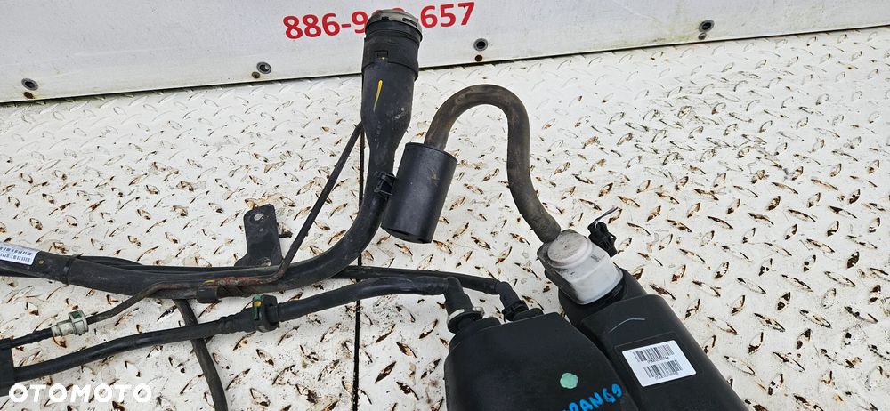 Dodge Durango LIFT 2017- 3.6 V6 Filtr węglowy Obudowa filtra węglowego Przewody paliwa - 7