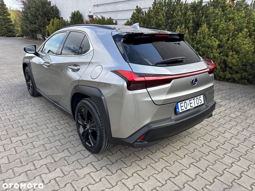 Lexus UX 250h GPF F Impression 2WD - 5