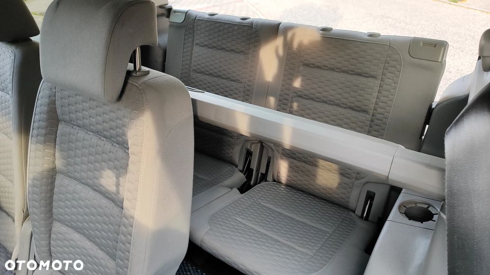 Volkswagen Touran 1.6 Trendline - 16