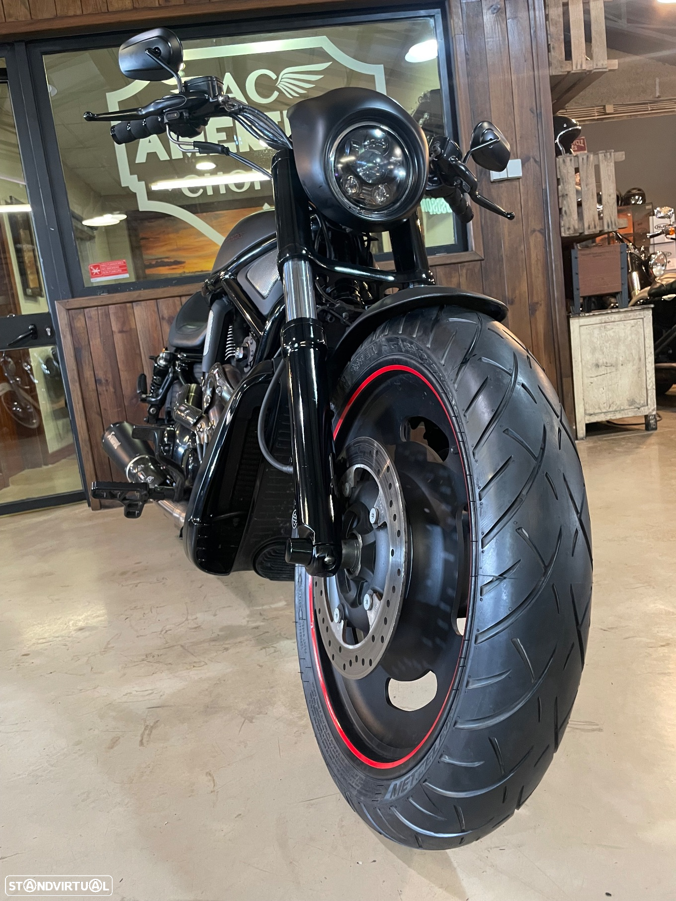 Harley-Davidson VRSCD X Night Rod Special - 4
