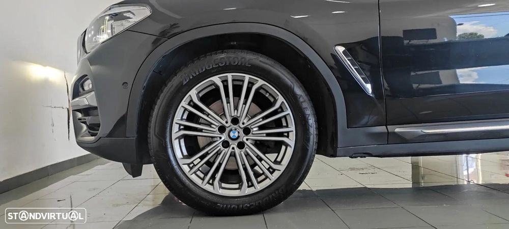 BMW X3 20 d xDrive Line Luxury - 11