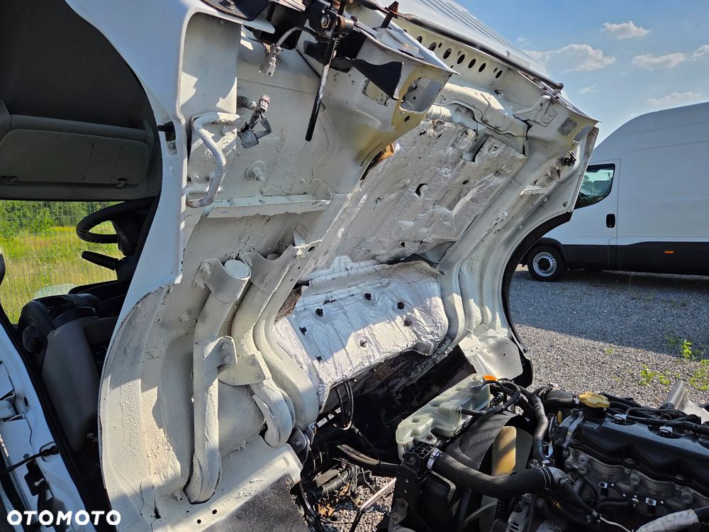 Renault Maxity 2.5 DCI 130KM / Skrzyniowy dł: 4.70/DMC 3.5T / - 22