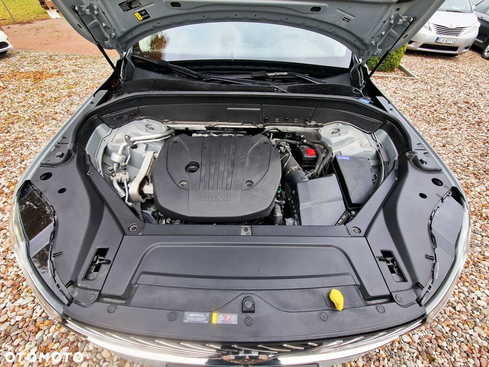 Volvo XC 90 - 19