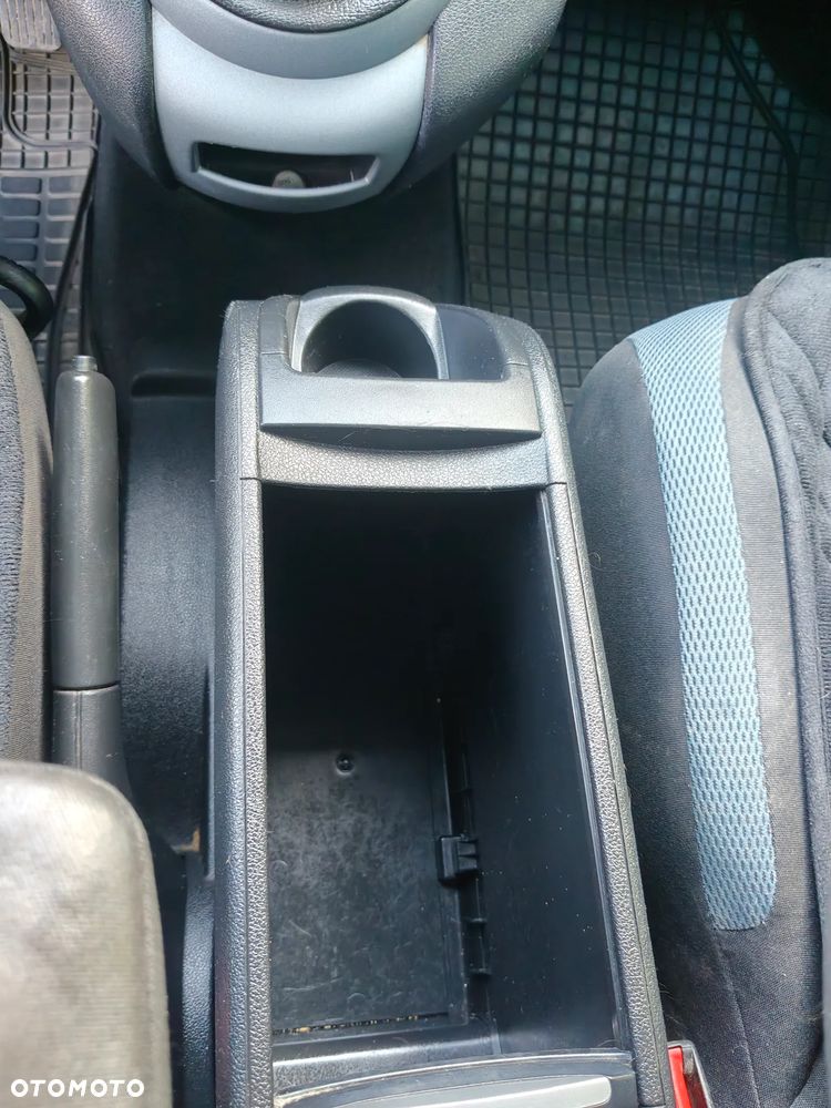Citroën Berlingo 1.6 HDi XTR - 27