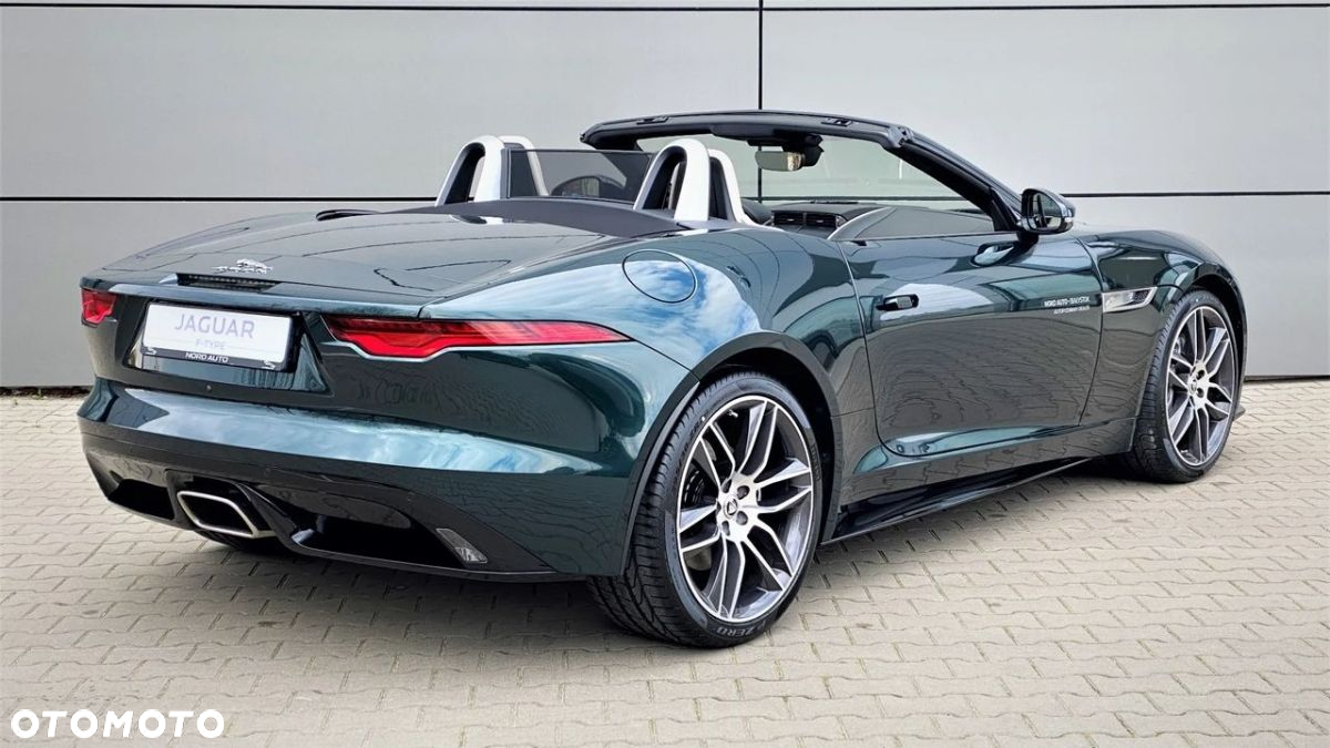 Jaguar F-Type - 13